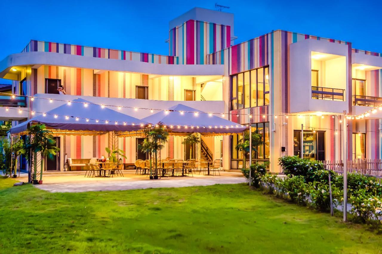 Taitung Rainbow Pet Friendly Maison Resort Buitenkant foto