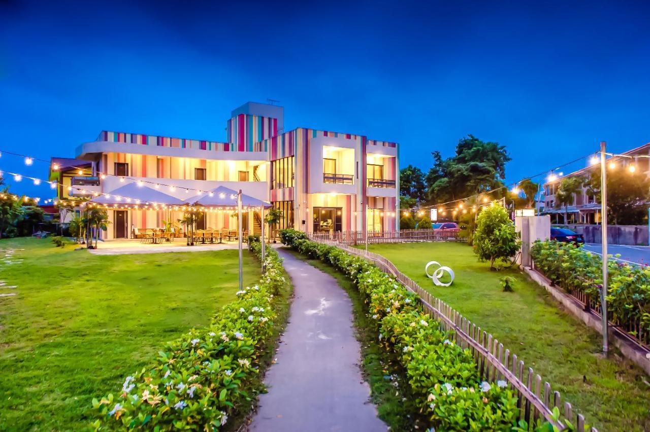 Taitung Rainbow Pet Friendly Maison Resort Buitenkant foto